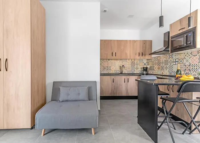 Open Sea Apartment *